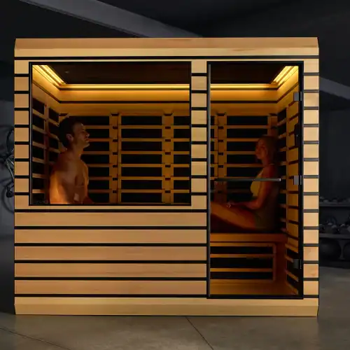 Nyssa-IV_front-Bryce-Tegan_EDIT